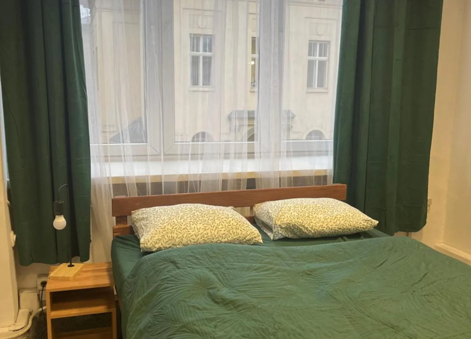 Tom Hostel Kraków 0*,  Polska